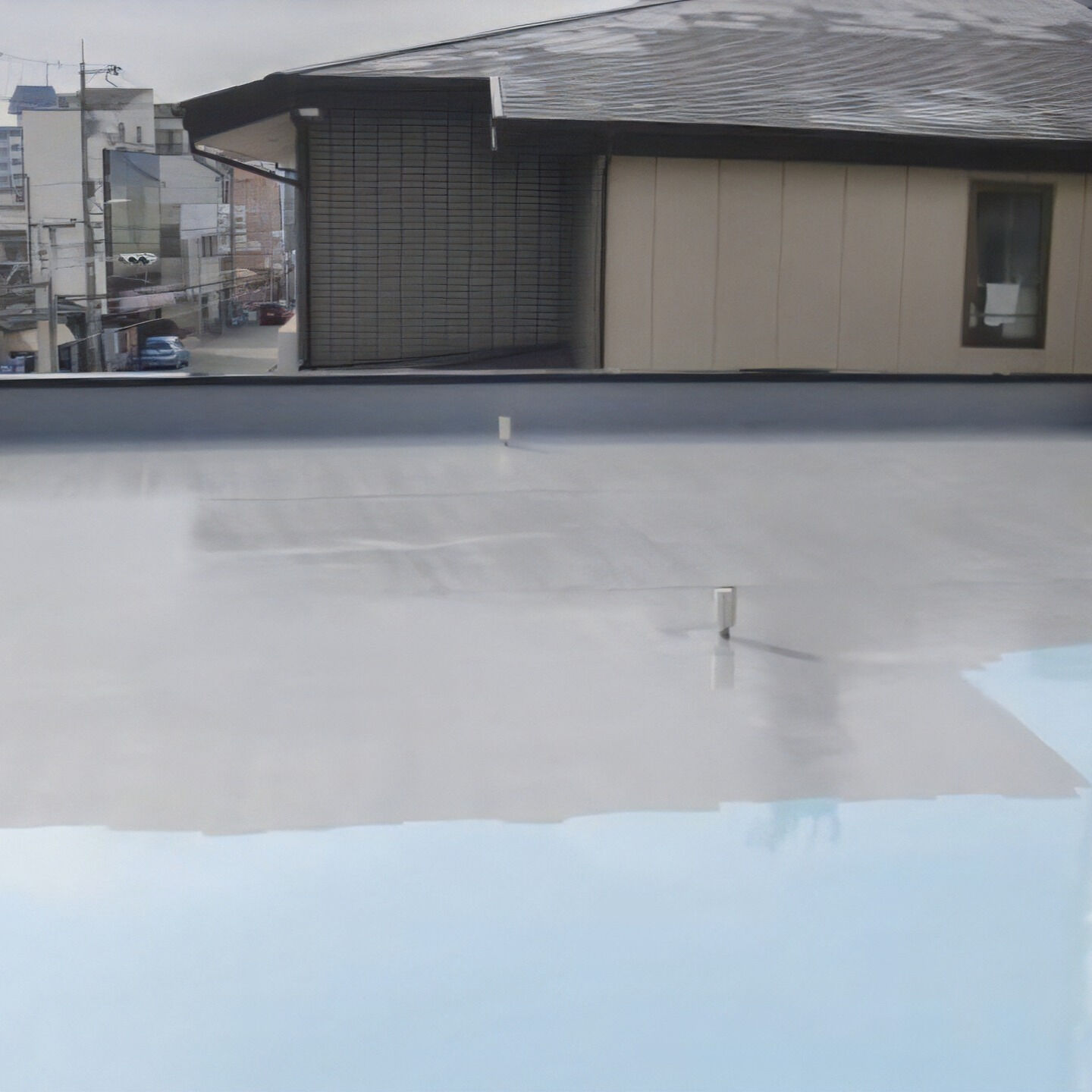 広島市、佐伯区、廿日市市でお住まいの皆さま、雨漏りでお困りで